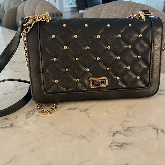 BADGLEY MISCHKA black Quilted leather crossbody with studs Used - Picture 4 of 8